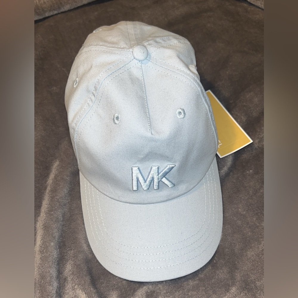Michael Kors hat